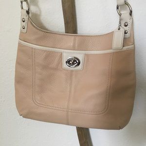 ♦️SOLD♦️COACH Penelope Crossbody